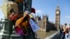 Korban Teror di London Dikenang di Rumania