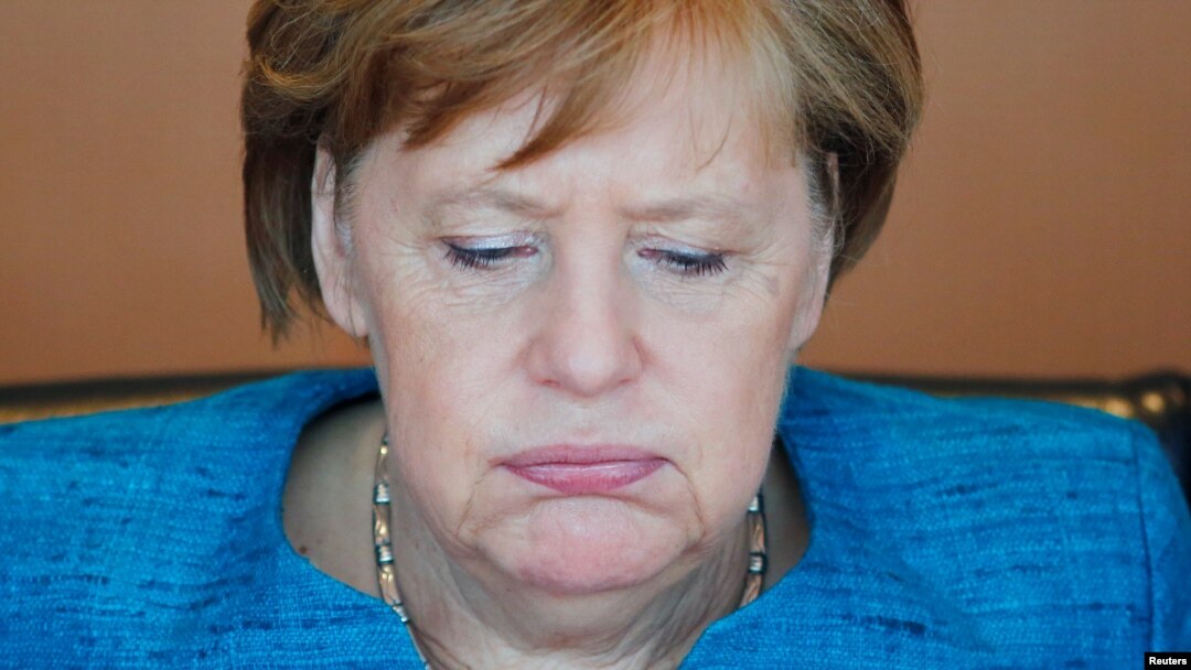 Bà Merkel bị chỉ trích vì nhận nhiều di dân, nhất là sau khi xảy ra các vụ tấn công ở Đức.