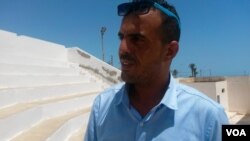 Activist Fares Said is responding to disaffected Tunisian youth by writing provocative plays and volunteering at a local radio station. “We need to change young people’s ideas and give them a positive outlook,” he says. (L. Bryant/VOA)