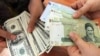 دلار ۵۵ هزار تومانی؛ نگرانی از «تورم سه‌رقمی و ابرتورم» در ایران