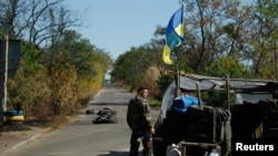 Вересень. Український блокпост поблизу Горлівку.