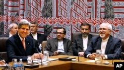 مقامهای بلند رتبۀ ایران و امریکا پس از سه دهه قطع روابط، در سال گذشته تماس های برقرار کردند.