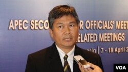 Deny Kurnia, Direktur Direktorat Kerjasama APEC dan Organisasi Lainnya di Kementerian Perdagangan. (VOA/Petrus Riski)