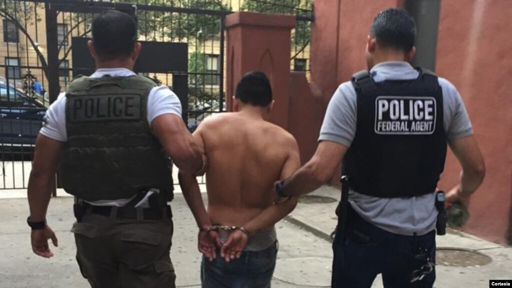 Entre los detenidos, 46 son varones y nueve mujeres de un total de 22 países 