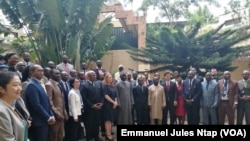 Les partenaires techniques et financiers du Cameroun lors des consultations participatives à Yaoundé, Cameroun, le 26 avril 2019. (VOA/Emmanuel Jules Ntap)