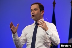 Benoit Hamon, French Socialist Party 2017 presidential candidate, delivers his speech at a rally in Saint-Joseph, as he campaigns on the Indian Ocean island of Reunion, April 1, 2017.