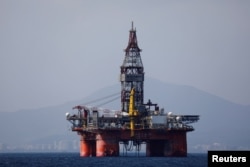 资料照：中海油在海南省沿海的一个海上钻井平台 （2018年3月23日）