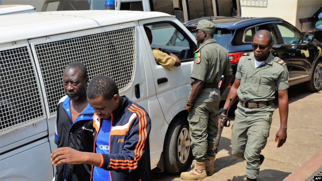 Polisi ishoreye abatawe muri yombi mu nkubiri ishingiye ku ikoreshwa ry'indimi z'igifaransa n'icyongereza muri Kameruni