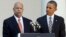 Presiden Barack Obama berdiri di samping Jeh Johnson, orang yang dicalonkannya sebagai menteri keamanan dalam negeri, di Rose Garden, Gedung Putih, Washington,18/10/2013