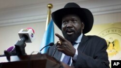 南蘇丹總統基爾在記者會上。
