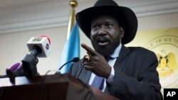 Le président Salva Kiir lors d'une conférence de presse à Juba, Soudan du Sud.