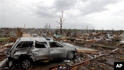 美國中西部密蘇里州遭強大龍卷風橫掃﹐喬普林市夷為平地