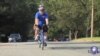 协力自行车让盲人享受运动乐趣