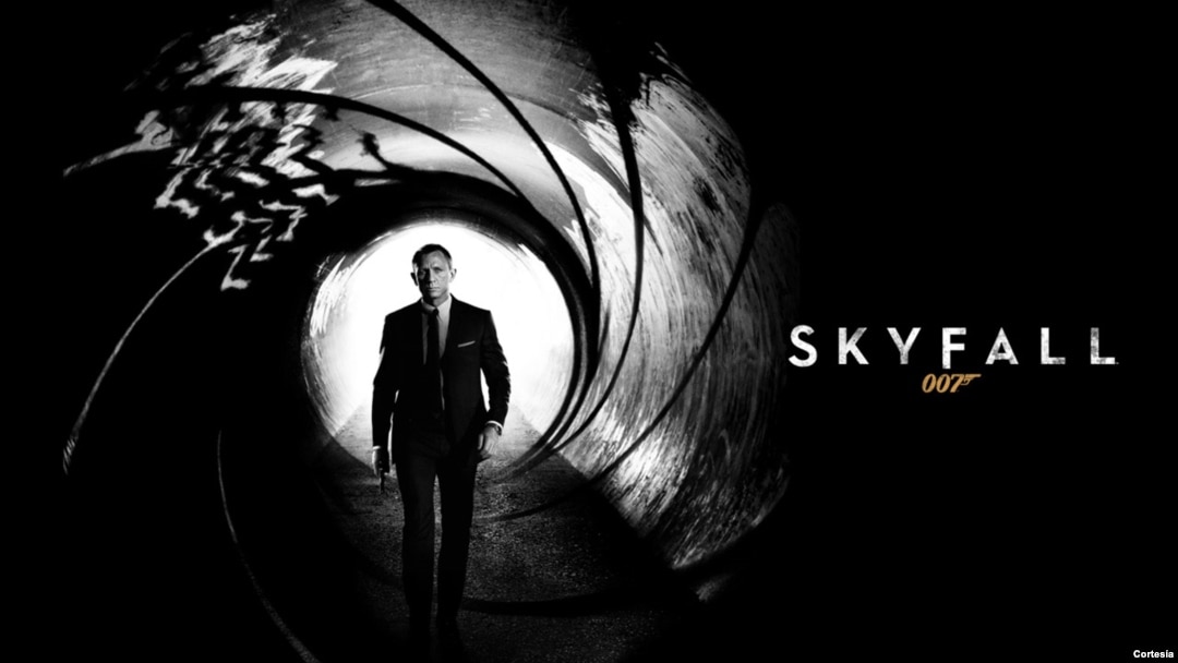 Pemutaran film James Bond terbaru "Skyfall" meledak di pasaran pada minggu pertama (foto: ilustrasi). 