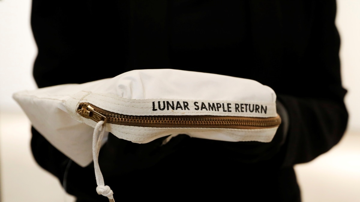 Bag, Documented Sample, Flat Rectangular, Apollo