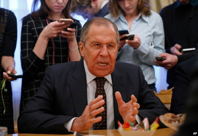 Russian Foreign Minister Sergey Lavrov gestures during a meeting with South Korean head of National Security Chung Eui-yong at the Russian foreign ministry in Moscow,Tuesday March 13, 2018.