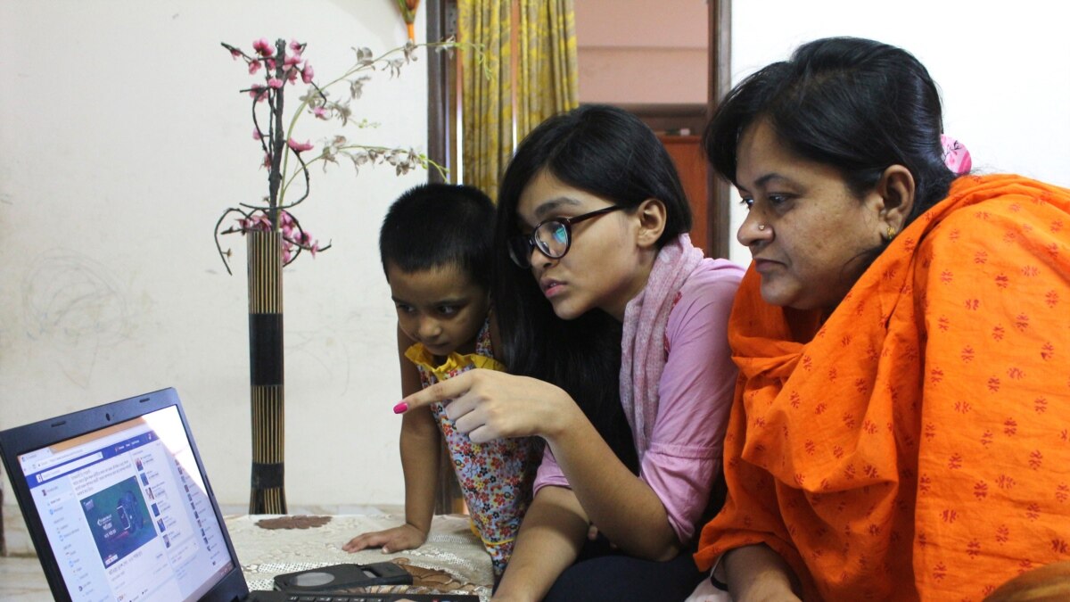 Bangladesh Trains Girls to Fight Online Predators