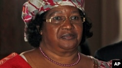 May 2014 re-election for Malawi's president, Joyce Banda, shown on June 6, 2012, may be influenced by speed and results of government handling of Cashgate probe.