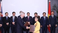 The Telegraph: Đại học Anh hủy kế hoạch đổi theo tên nữ tỷ phú Việt Nam | VOA