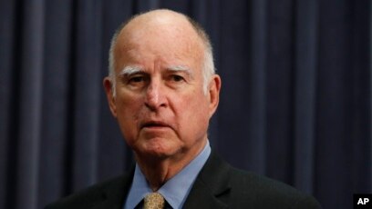 California Governor Pardons 3 Facing Deportation