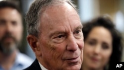 Michael Bloomberg dijo el martes que no se unirá al atestado campo demócrata.