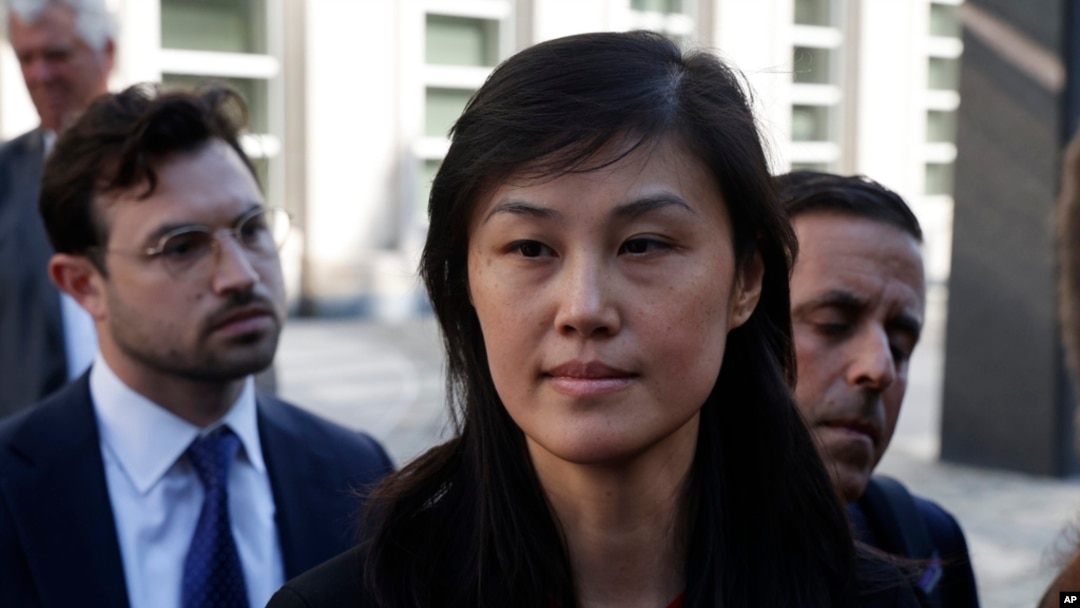 Linda Sun, a former aide to New York Governor Kathy Hochul, leaves Brooklyn Federal Court after her arraignment, Sept. 3, 2024, in New York.