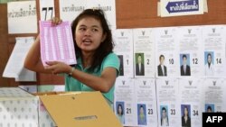 Tayland'da Seçimleri Eski Başbakanı Destekleyen Parti Kazandı