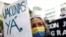 El coronavirus ha agudizado la crisis en Venezuela, según testimonios recogidos por la VOA. La mayoría, entre ellos los adultos mayores, esperan por las vacunas.