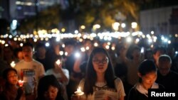 數千名香港民眾在香港維多利亞公園參加紀念“6.4”三十週年燭光祈禱會。（路透社2019年6月4日）