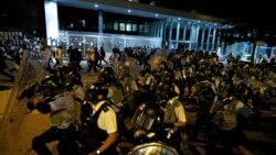 La Chine condamne les violences à Hong Kong