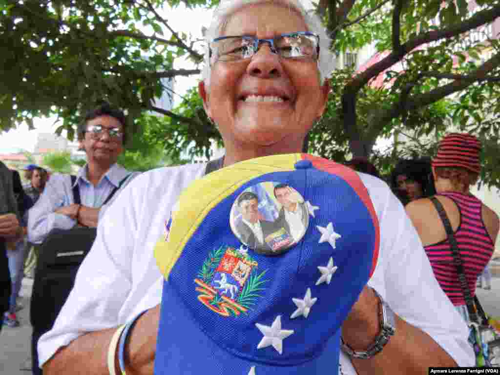 Esta mujer que dice haber nacido durante la dictadura en Venezuela, en la década de los 50, sostiene que no quiere morir en igual situación y por eso apoya a Leopoldo López.