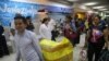 Venezuela recibe tercer vuelo de refugiados que retornan al país
