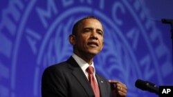 U.S. President Barack Obama addresses the 93rd annual American Legion National Convention in Minneapolis, August 30, 2011