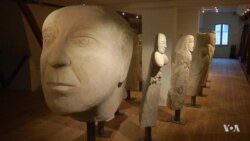 Sculptures Connect People Through Love and Suffering Stories