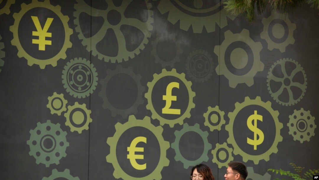 La economista jefe del FMI, Gita Gopinath, y los investigadores Gustavo Adler y Luis Cubeddu, afirmaron que la política económica que defiende la Casa Blanca es contraproducente. 