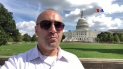 Բարի Լույս. Զբոսանք Արման Թարջիմանյանի հետ Կապիտոլիումի տարածքում