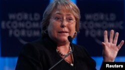 La política socialista, de 61 años, fue presidenta de Chile entre 2006 y 2010.