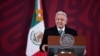 El presidente de México, Andrés Manuel López Obrador, habla durante una conferencia de prensa, en el Palacio Nacional de la Ciudad de México, México, el 16 de diciembre de 2022.