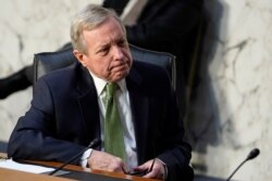 Ketua Komite Kehakiman Senat Dick Durbin menghadiri rapat Senat di Capitol Hill di Washington, Senin, 1 Maret 2021. (Foto: AP)