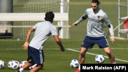 Zlatan Ibrahimovic avec son nouveau club de LA Galaxy à Los Angeles, en Californie, le 30 mars 2018.