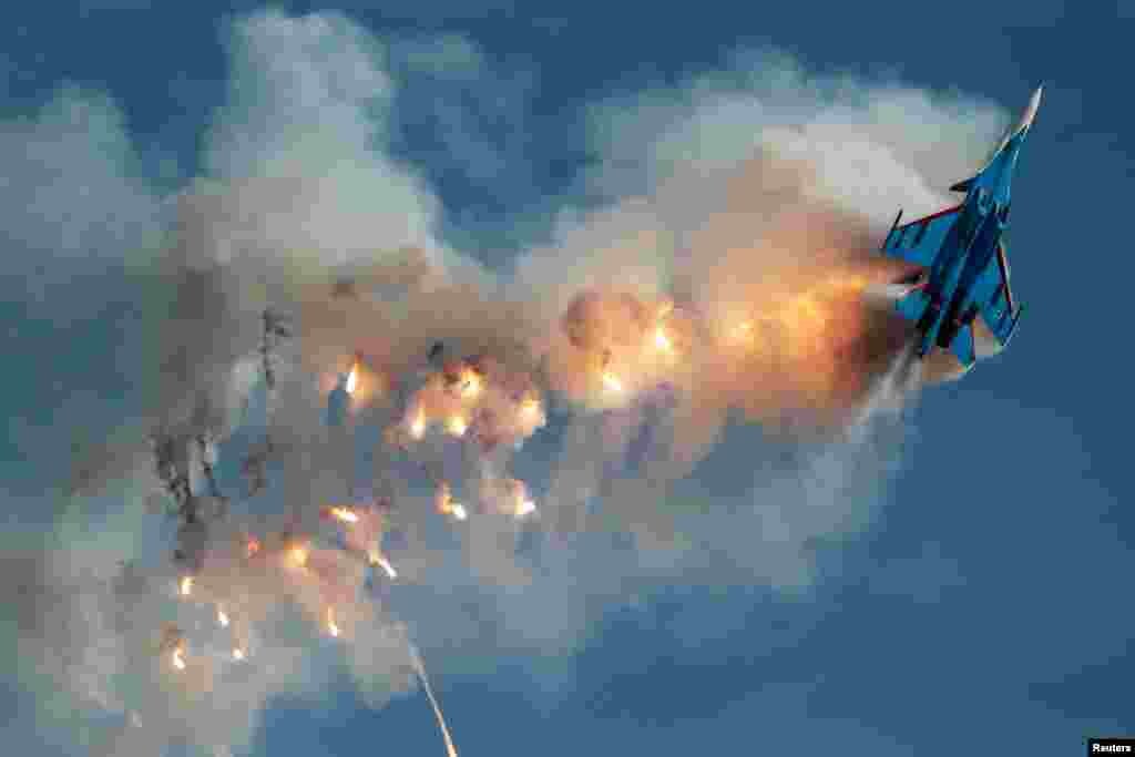Sukhoi Su-30SM fighter of the Russkiye Vityazi (Russian Knights) aerobatic team performs at the ARMY 2017 International Military-Technical Forum at the Kubinka airbase outside Moscow, Russia.