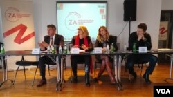 Socijaldemokrate iz zemalja Zapadnog Balkana na okruglom stolu u Beogradu: Hari Lokvenec (SDSM), Jelena Mitrović (SDP CG), Aleksandra Jerkov (DS) i Irfan Čengić (SDP BiH).