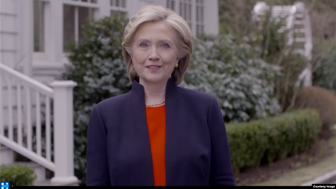 Mantan Menlu AS, Hillary Clinton secara resmi mengumumkan kampanyenya bagi nominasi Capres Partai Demokrat dengan rekaman video online, Minggu (12/4).