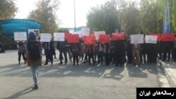 تجمع دانشجویان دانشگاه تهران در حمایت از کارگران هفت تپه