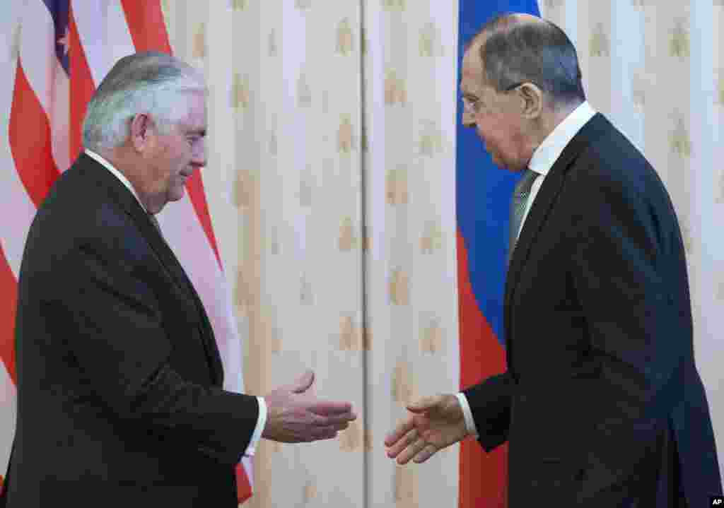 دیدار وزرای امور خارجه آمریکا و روسیه در مسکو