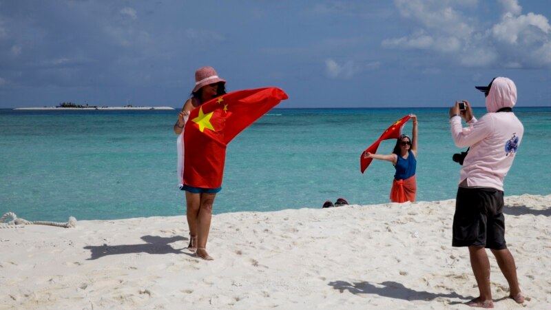 China’s Visa-Free Tourism May Lure Travelers into Disputed Sea
