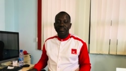Ouezen Louis Oulon, le directeur-général d'Oméga Médias, Ouagadougou, le 9 juin 2021. (VOA/Lamine Traoré)