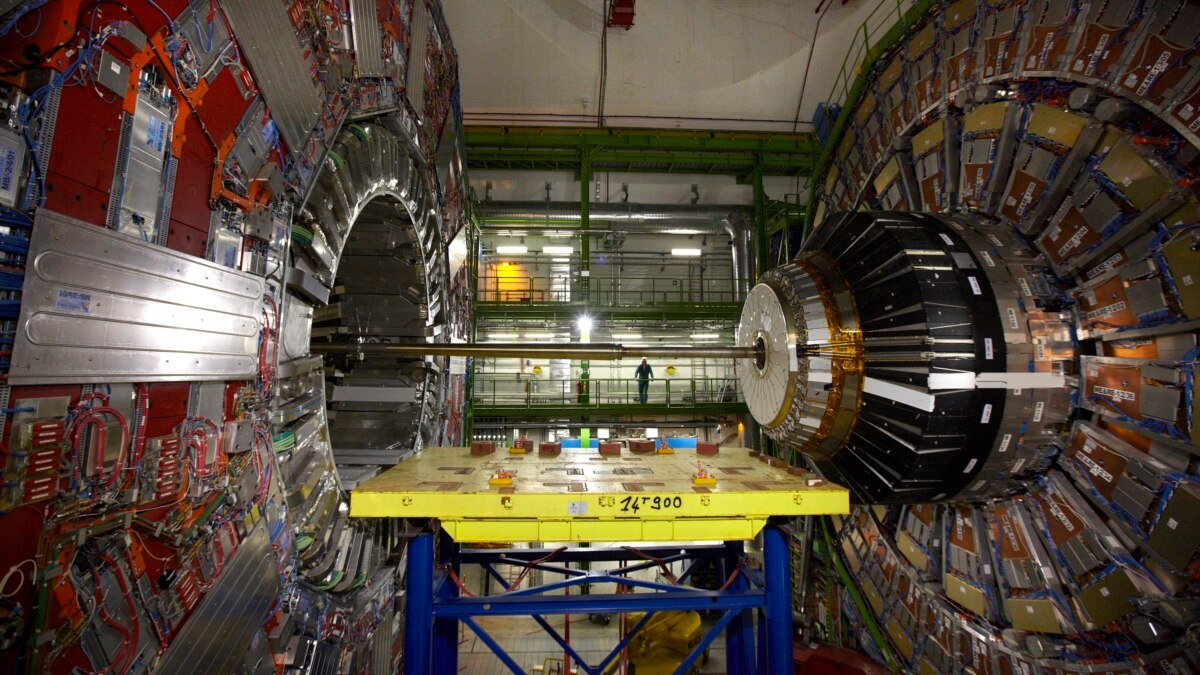 Key Experiment At World's Biggest Atom Smasher Gets Upgrade