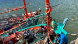 ထိုင်းနိုင်ငံက မြန်မာရွေ့ပြောင်းအလုပ်သမားများ လုပ်ကိုင်နေကြသည့် ငါးဖမ်းလုပ်ငန်း