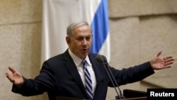 Prime Minister Benjamin Netanyahu addresses Israel's parliament in Jerusalem, May 4, 2015.